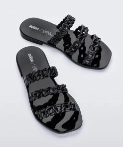 Adult Melissa Feel + Camila Coutinho Slide