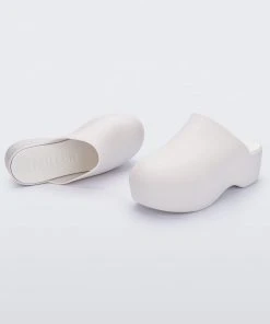 Adult Melissa Bubble + Simon Miller Clog