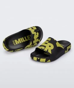 Adult Melissa Cloud + Simon Miller Slide