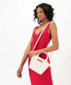 Adult Melissa Trust + Camila Coutinho Bag