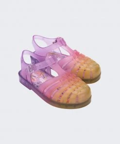 Mini Melissa Possession + Stranger Things - Youth & Kids