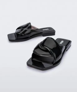 Adult Melissa Brigitte