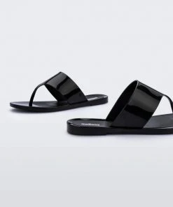 Adult Melissa Essential Chic