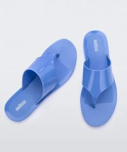 Adult Melissa Essential Chic