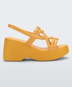 Adult Melissa Sand + Salinas Wedge