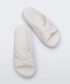 Adult Melissa Free Slide