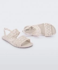 Adult Melissa Panc + Isabela Capeto Sandal