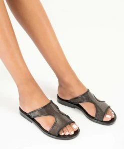 Adult Melissa Bikini Slide 25 Adult Melissa Bikini Slide