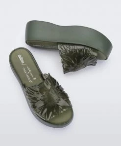 Adult Melissa Becky Panc + Isabela & Chica Capeto Slide 27 Adult Melissa Becky Panc + Isabela & Chica Capeto Slide