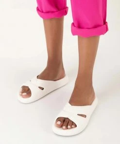 Adult Melissa Free Slide