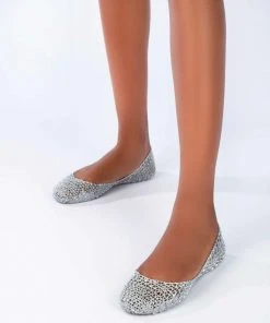 Adult Melissa Campana Papel