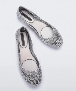 Adult Melissa Campana Papel