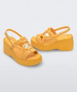 Adult Melissa Sand + Salinas Wedge