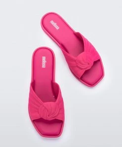 Adult Melissa Plush Slide