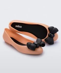 Adult Melissa Doll Flat