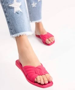 Adult Melissa Plush Slide