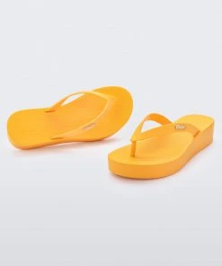 Adult Melissa Sun Venice Platform