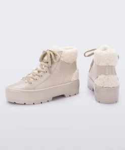 Adult Melissa Fluffy Sneaker